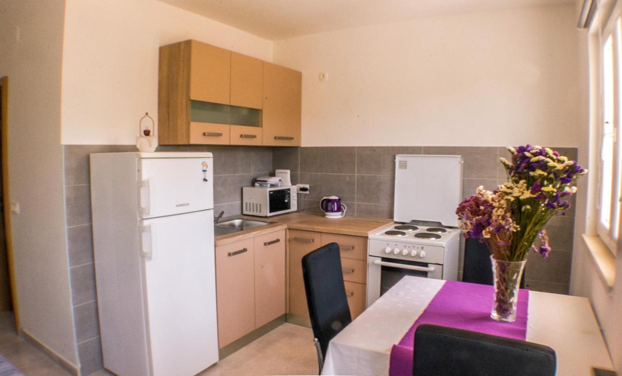 Apartments Frano Ropa Екстериор снимка