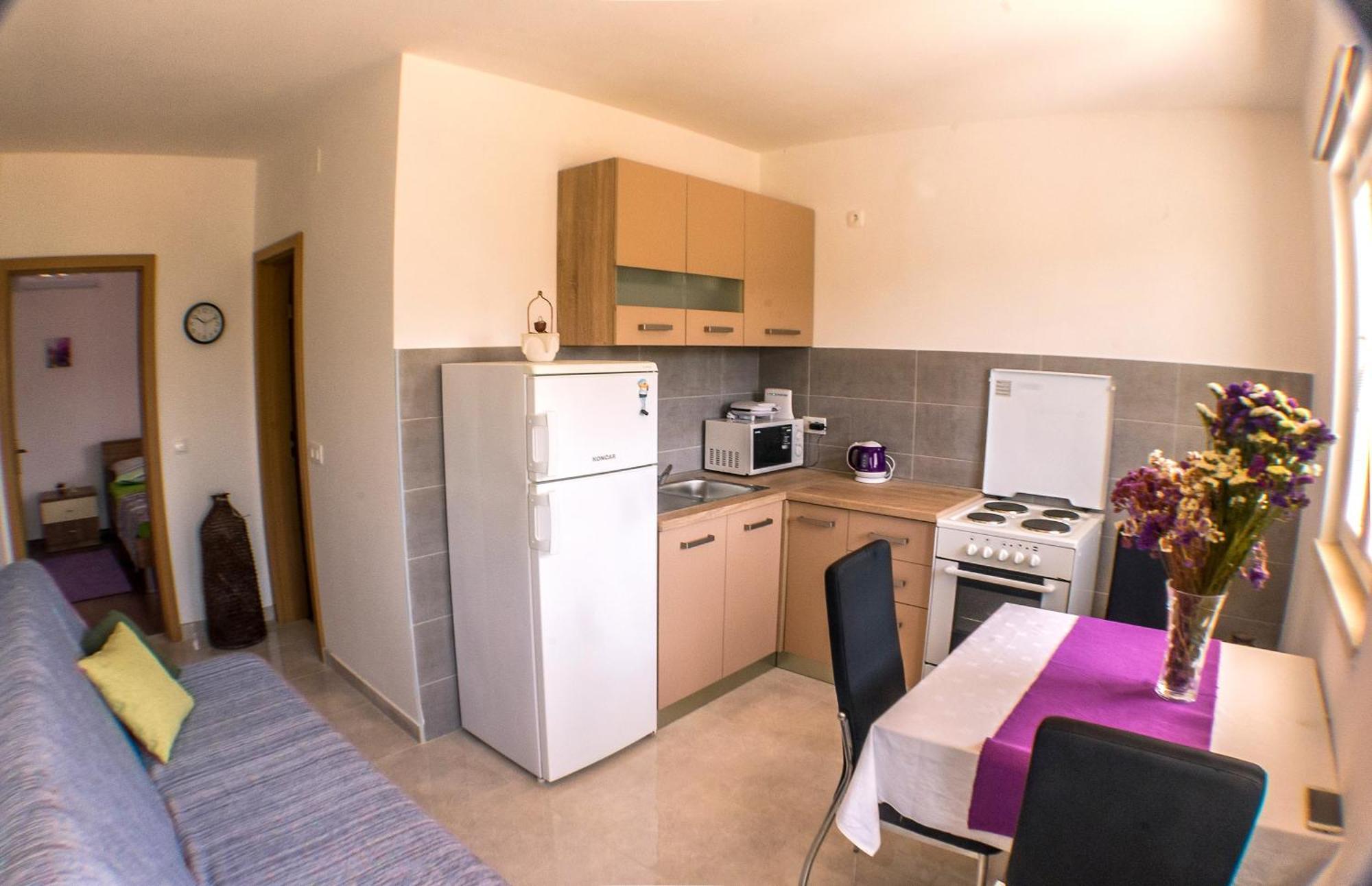 Apartments Frano Ropa Екстериор снимка