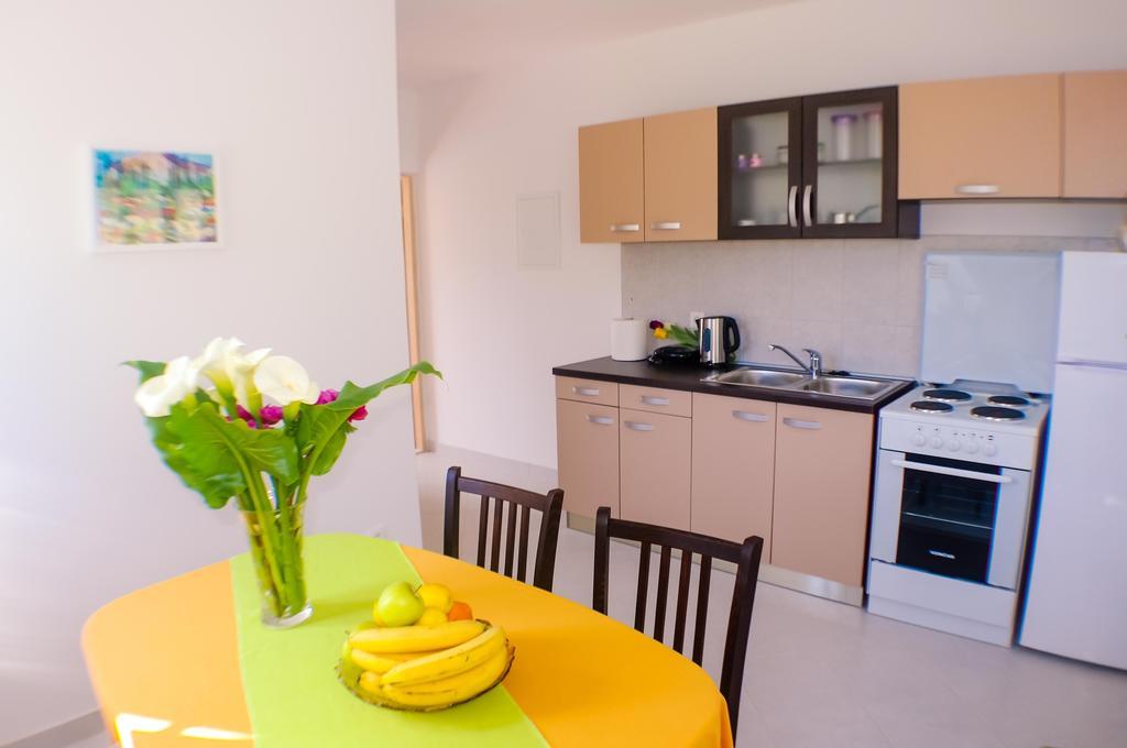 Apartments Frano Ropa Екстериор снимка